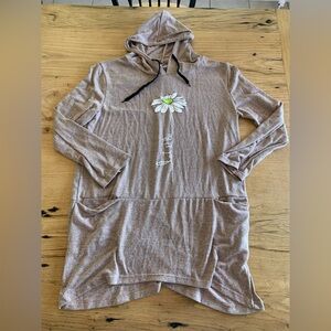 Let it Be Daisy‎ Tan Hoodie Top Long women’s XXL Preloved